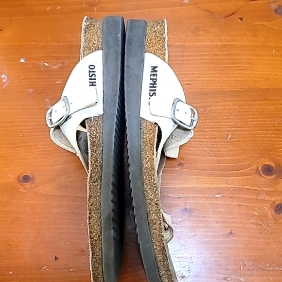 MEPHISTO HELEN WOMEN'S  LEATHER SANDAL IN CREAM SIZE 42 OR 11.5 - Picture 9 of 10